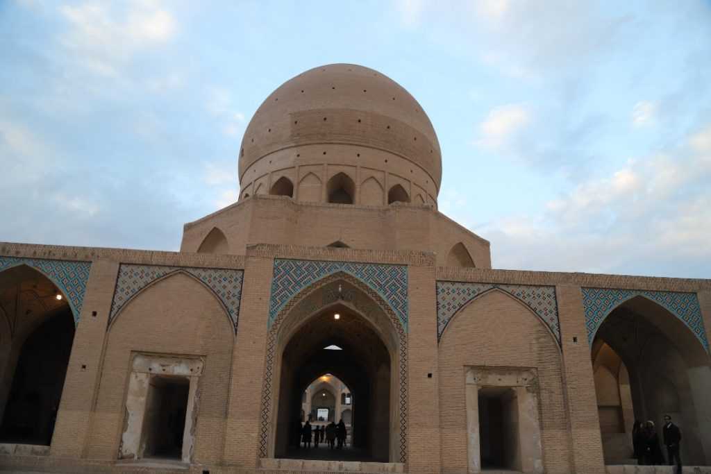 Rückansicht des Agha Bozorg Moschee von Kashan