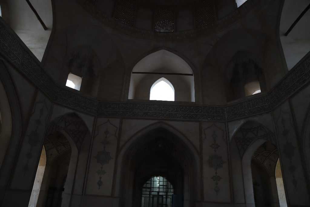 Blick in die Agha Bozorg Moschee von Kashan