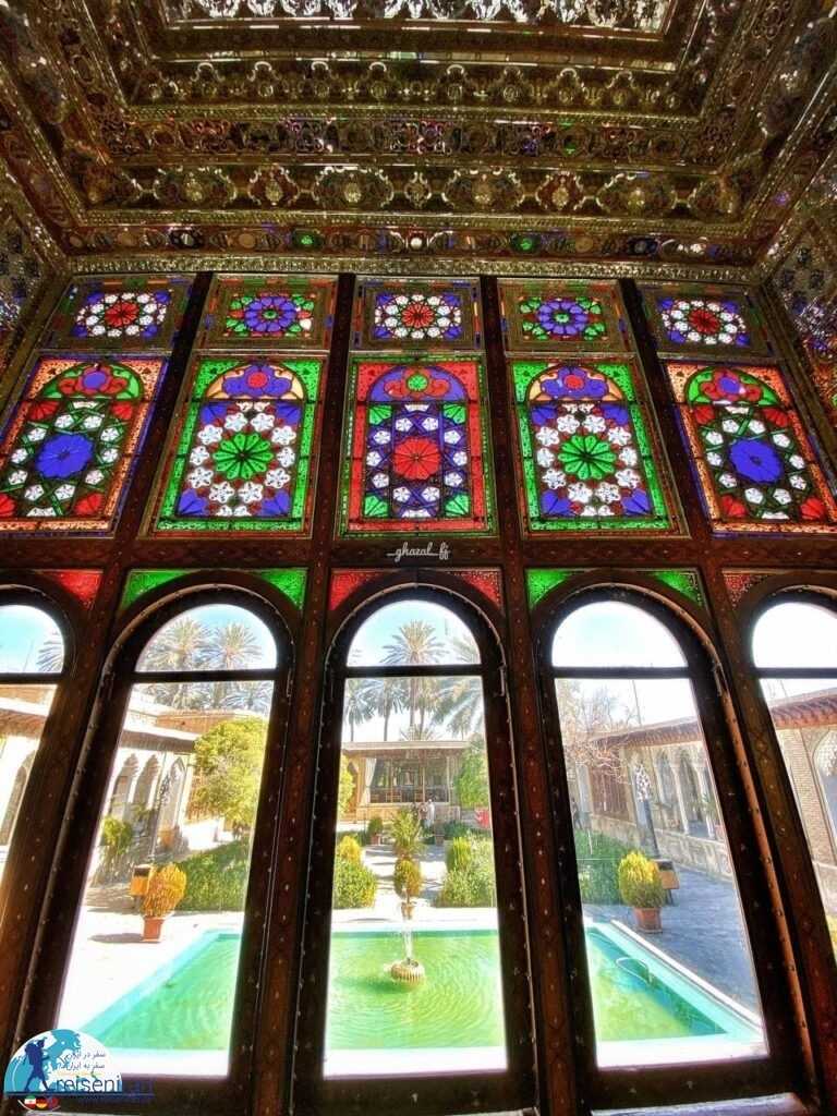 شیشه های رنگی عمارت زینت الملک شیراز