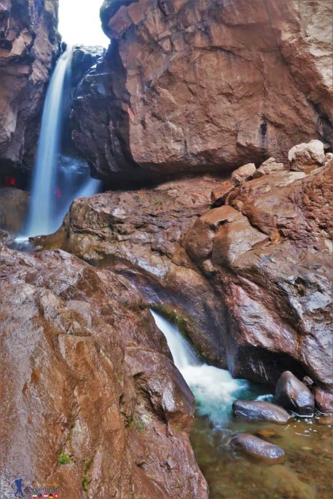 نمای آبشار کرکبود
