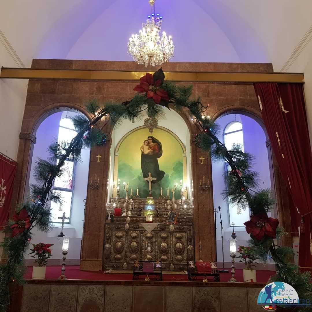 کلیسا مریم مقدس تهران آماده سال نوی میلادی