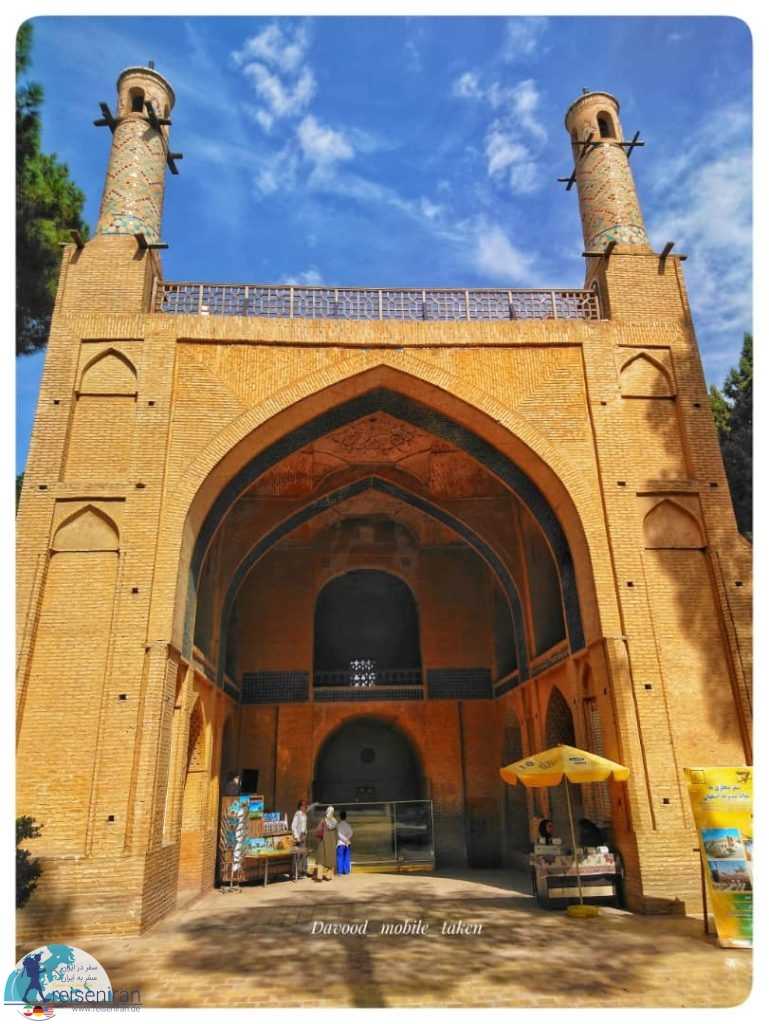 بنای منارجنبان اصفهان