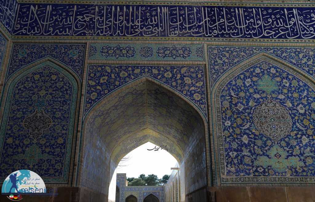 ورودیه های مختلف مسجد جامع عباسی