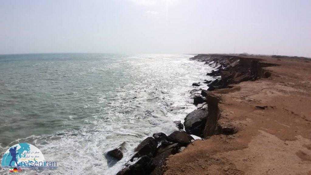 تلالو خورشید در دریای عمان