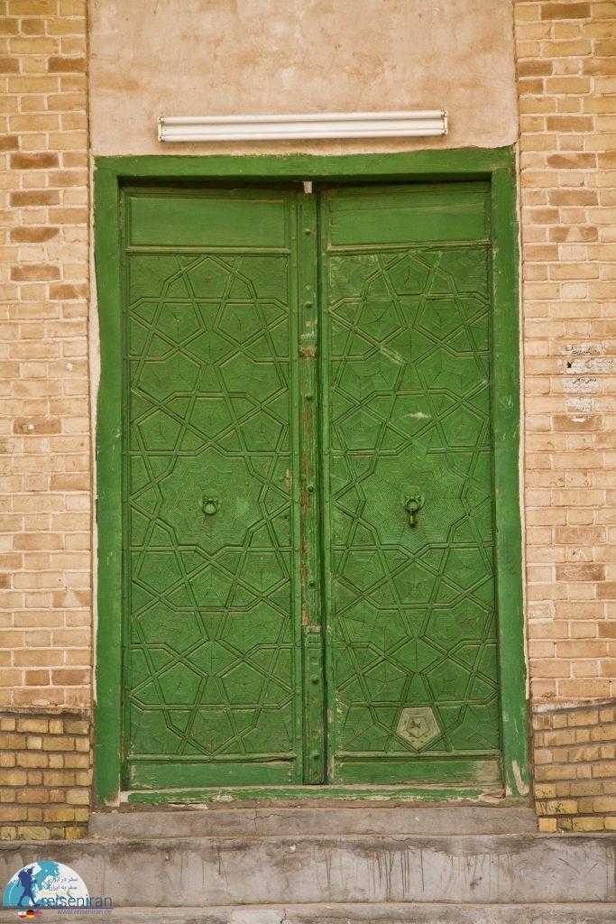درب چوبی مسجد جامع اردکان