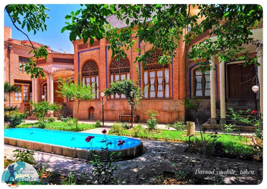 حیاط زیبای خانه سلماسی یا موزه سنجش تبریز