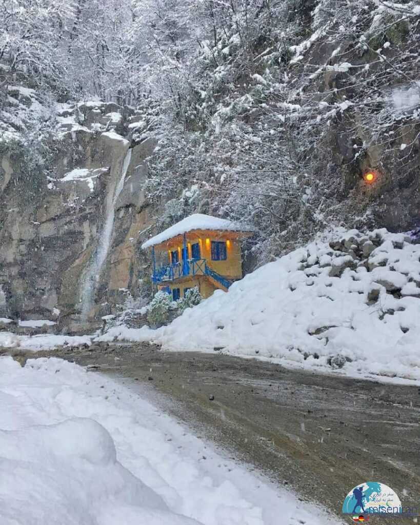 آبشار صفارود در زمستان