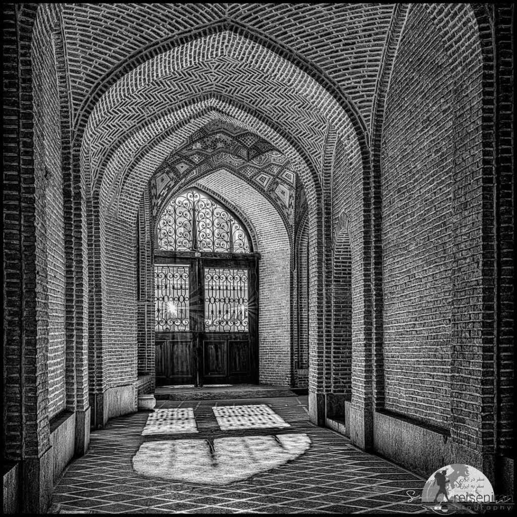 راهرو مسجد سپهسالار تهران