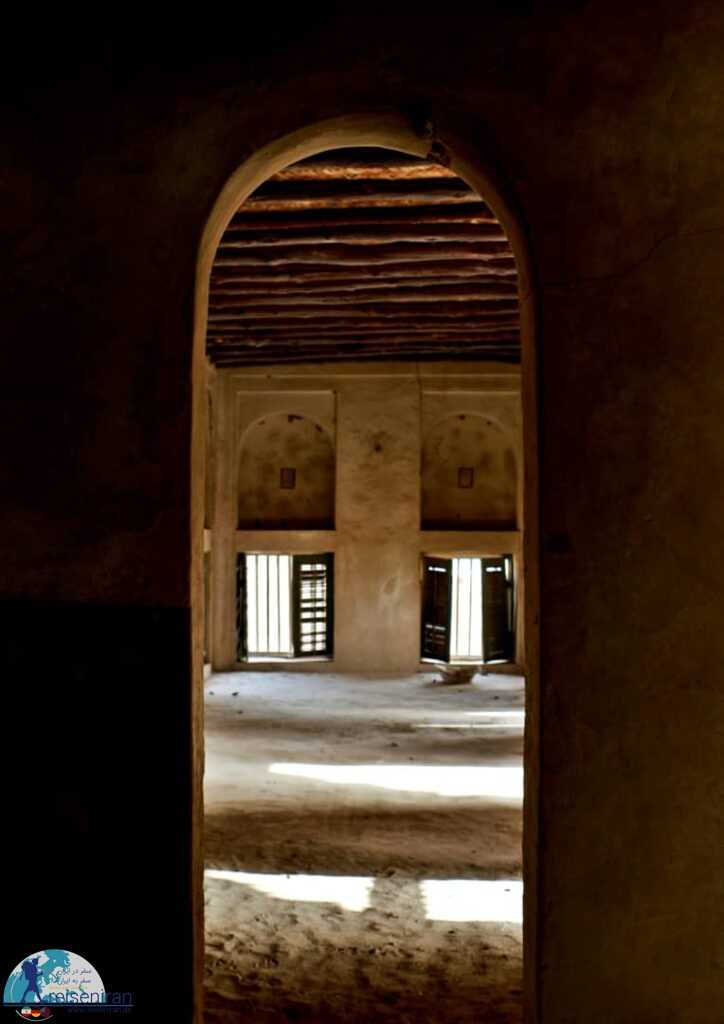 معماری داخل قلعه المرزوقی مغویه بندرلنگه