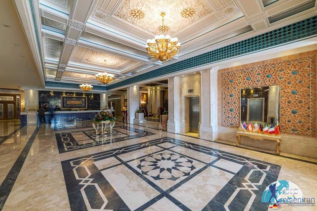 پذیرش هتل زندیه شیراز