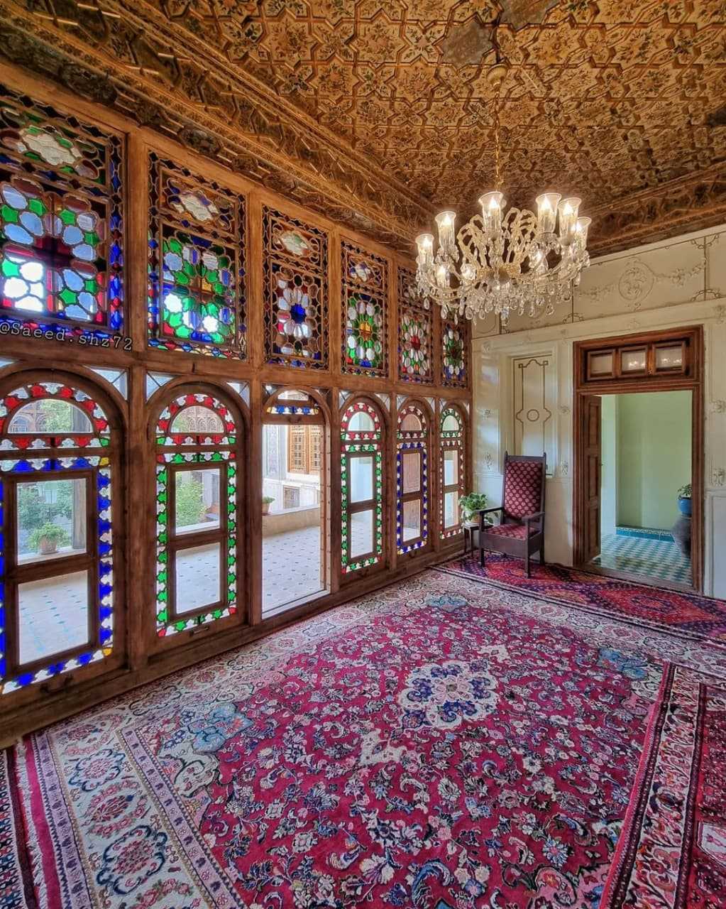 فضای سنتی خانه شیراز