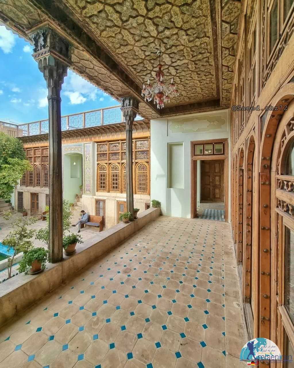 ایوان خانه شیراز