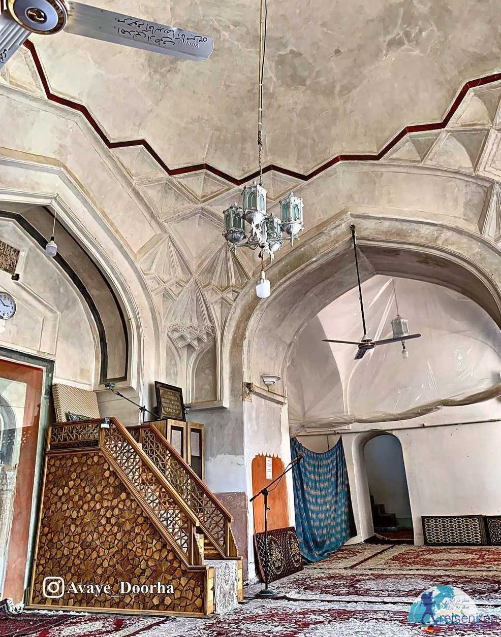 داخل مسجد جامع جاجرم