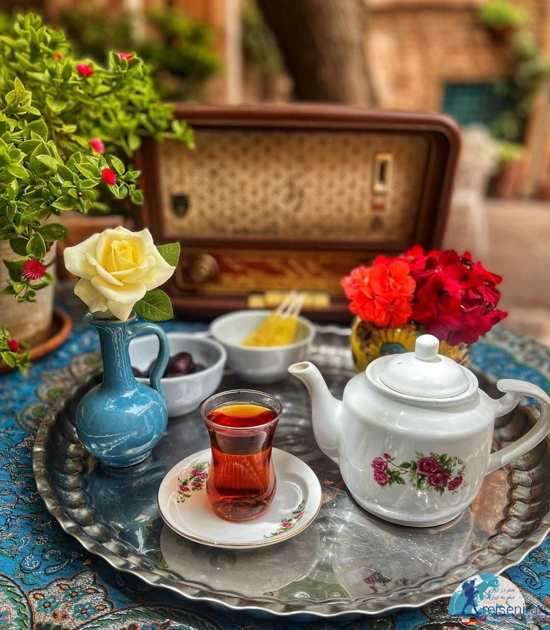 لذت نوشیدن چای در بوتیک هتل رزاز تهران
