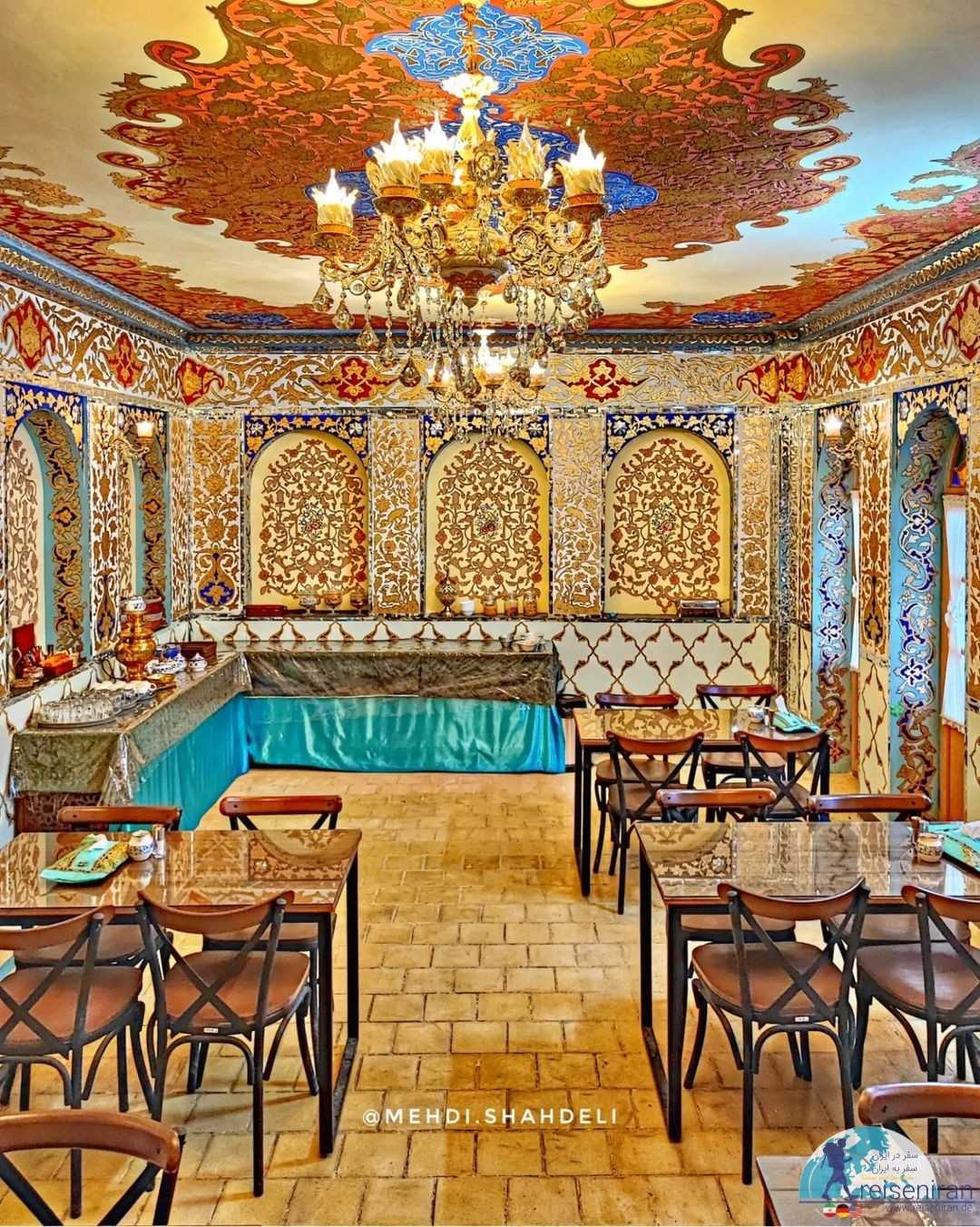 رستوران عمارت گل آرا اصفهان