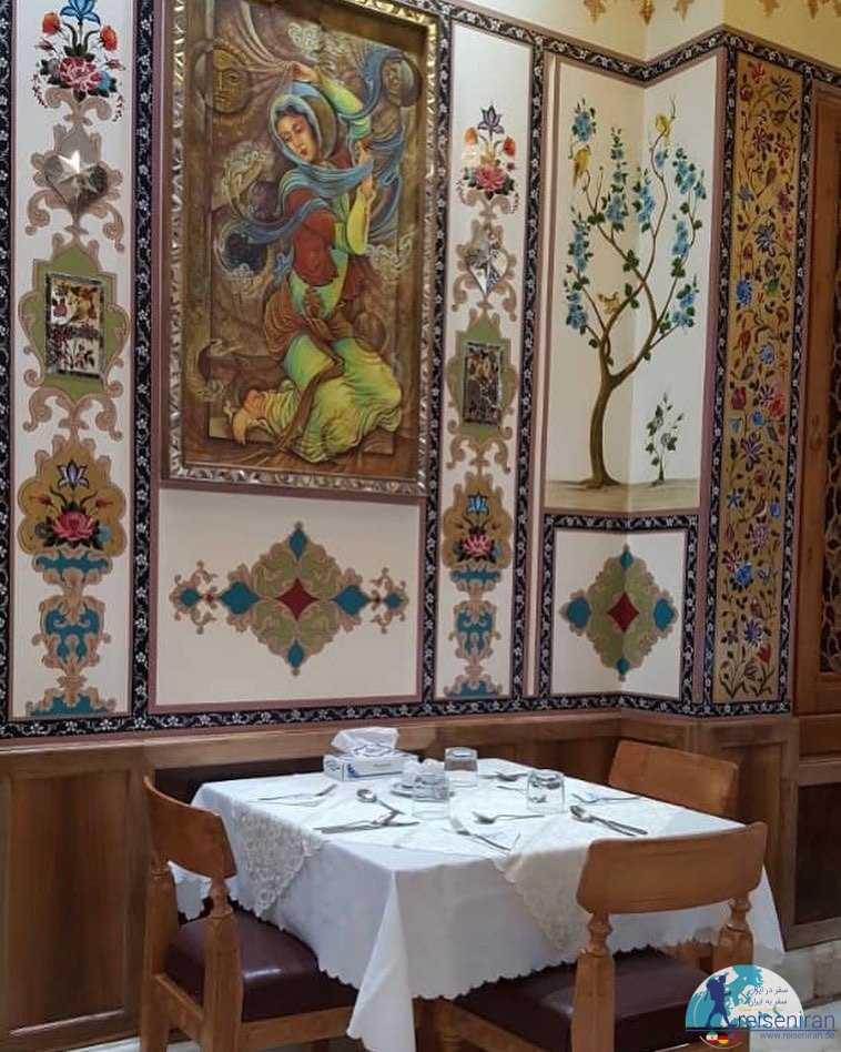 تزئینات رستوران شهرزاد اصفهان