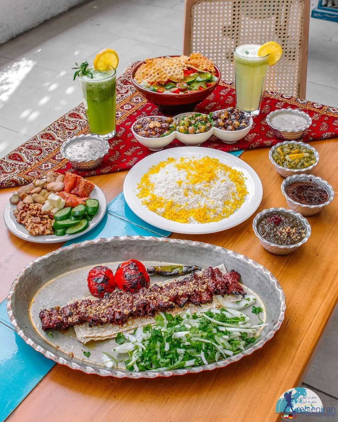 غذای ایرانی لذیذ